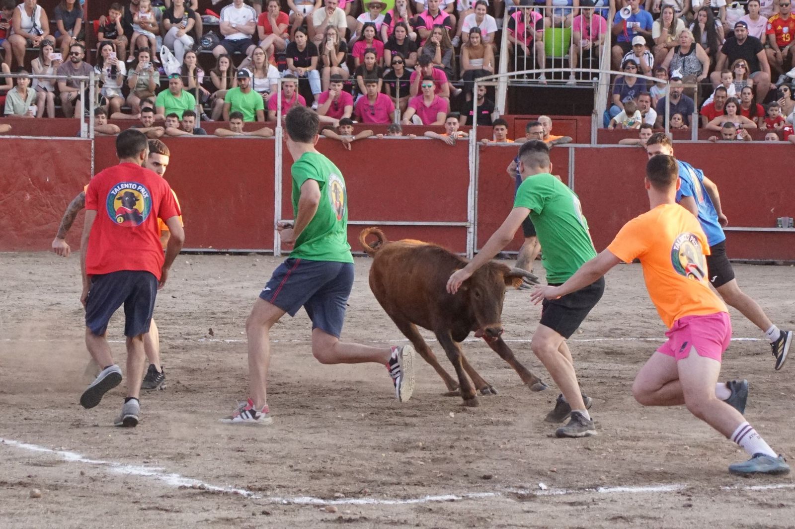 Santa Marta disfruta del Grand Prix con cientos de personas en la plaza de toros