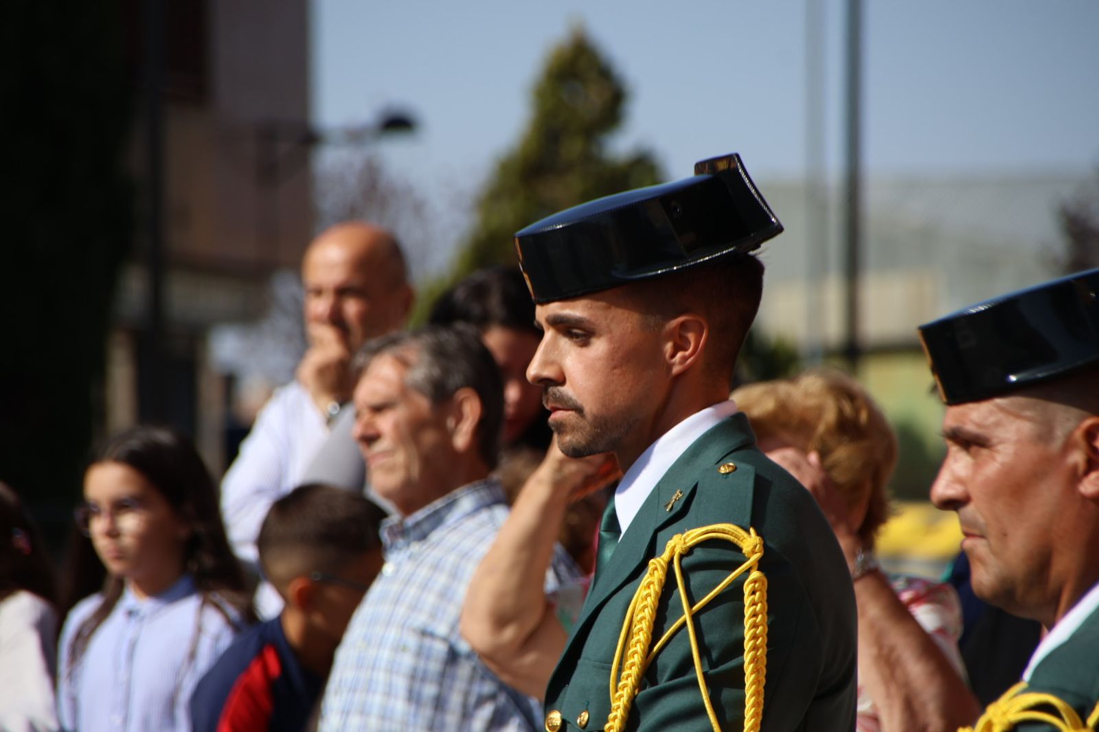 Inauguración glorieta a la Guardia Civil en Villares de la Reina