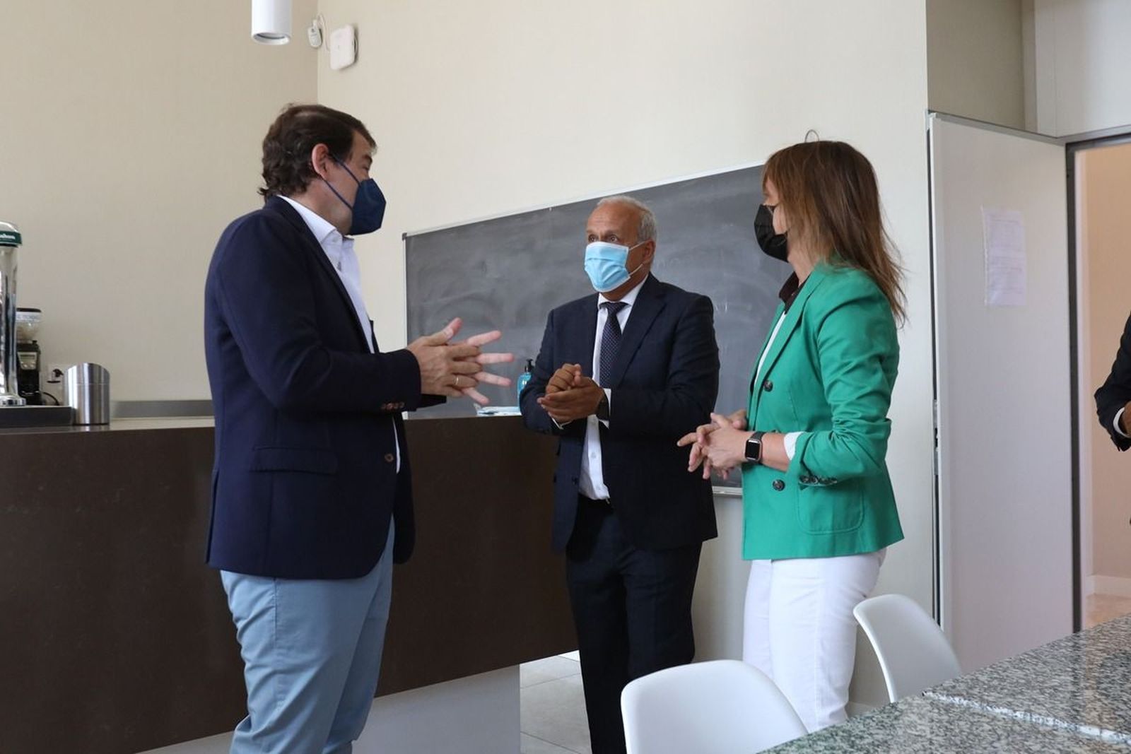 alfonso-fernandez-manueco-12