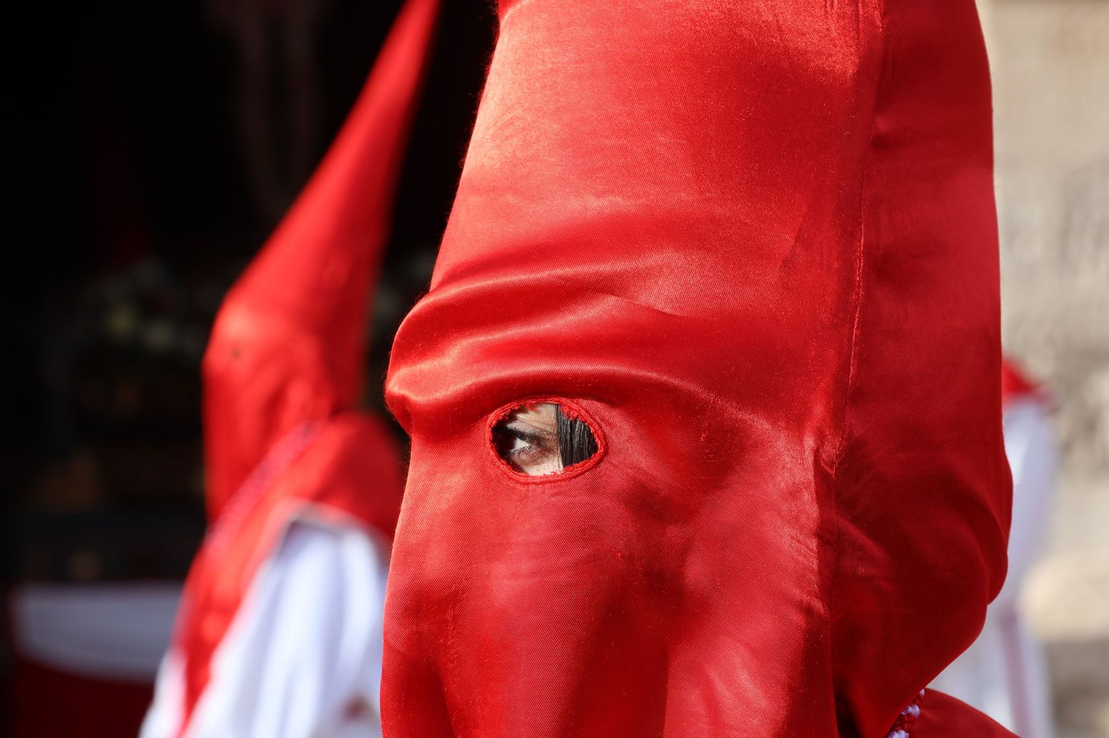 Revive las imágenes de la procesión del Santo Entierro en Fuentesaúco