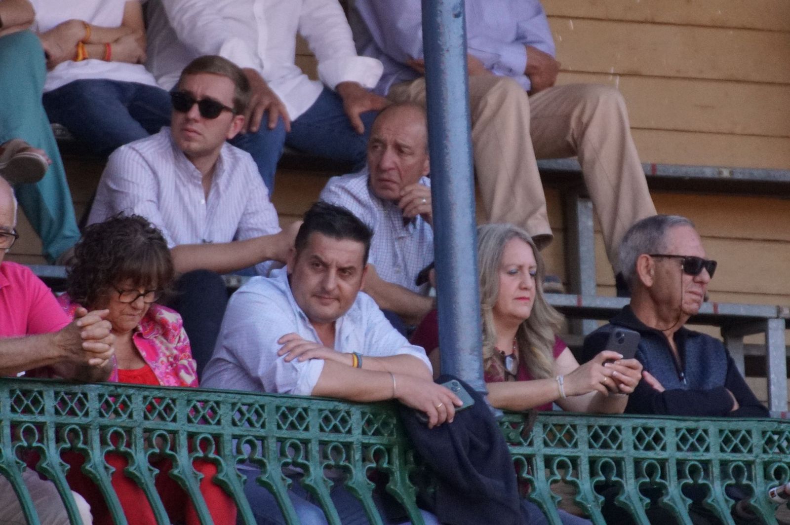 Así se ha vivido la primera corrida de la feria 2025 en La Glorieta: imágenes del ambiente en los tendidos y en el patio de cuadrillas