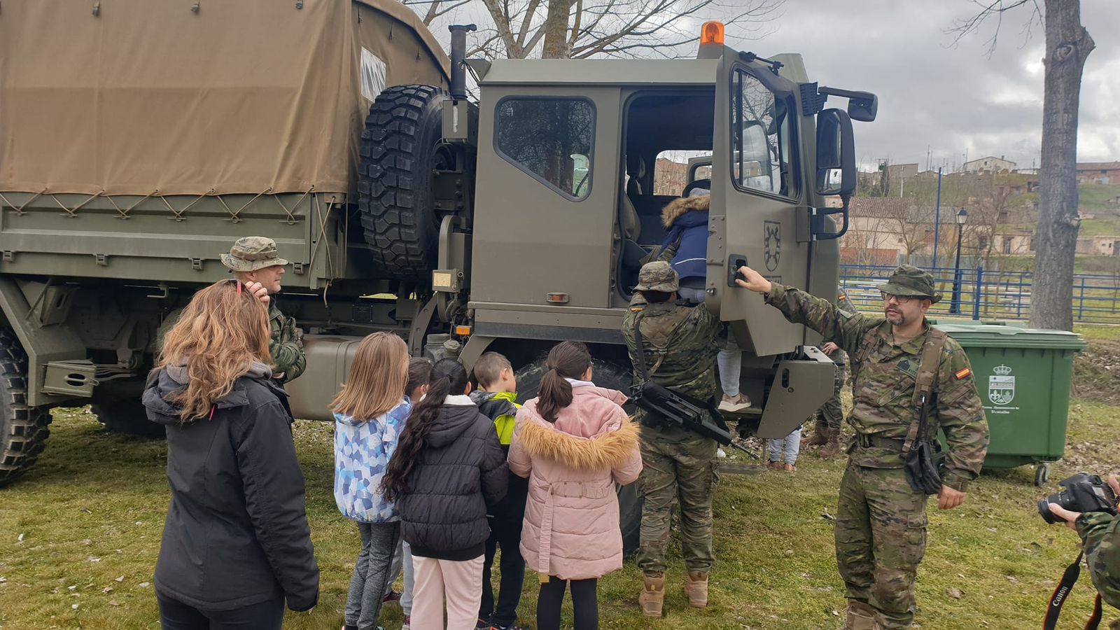 amplio-despliegue-militar-en-venialbo-8