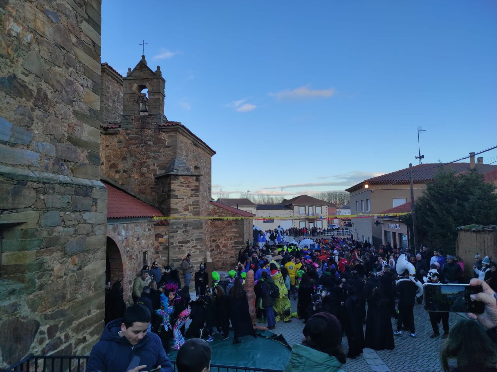 Desfile de disfraces en Manganeses de la Polvorosa (2)