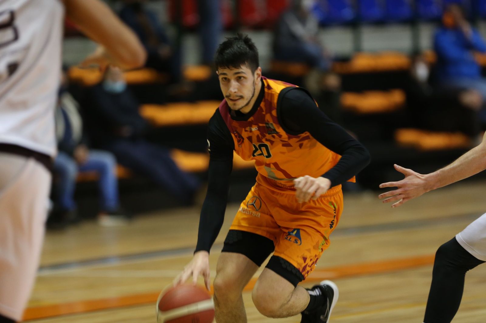 Mulero anotó trece puntos.