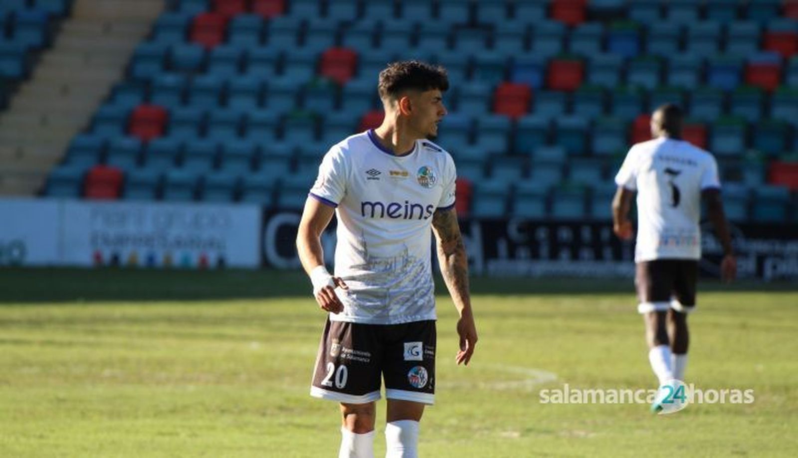 Caramelo, ante el Rayo Cantabria | FOTO CARLOS HERNÁNDEZ