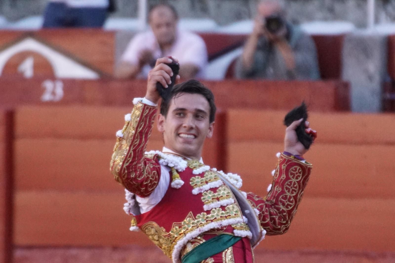 Presencia salmantina por partida doble en la primera corrida de la feria: Damián Castaño e Ismael Martín junto al mexicano Diego San Román