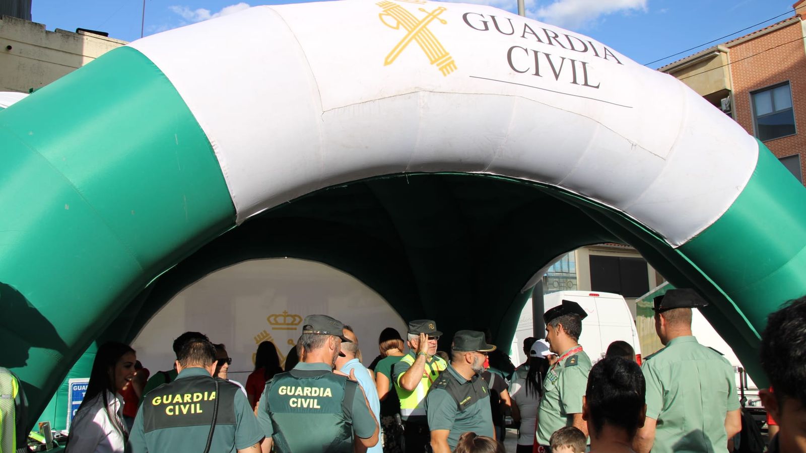 Carpa Guardia Civil en Guijuelo