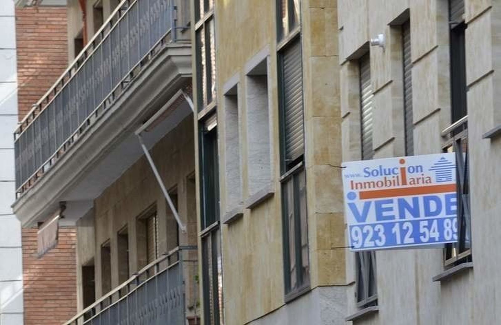 Los pisos de menos de cinco años son un 19% más caros que los que superan los 50