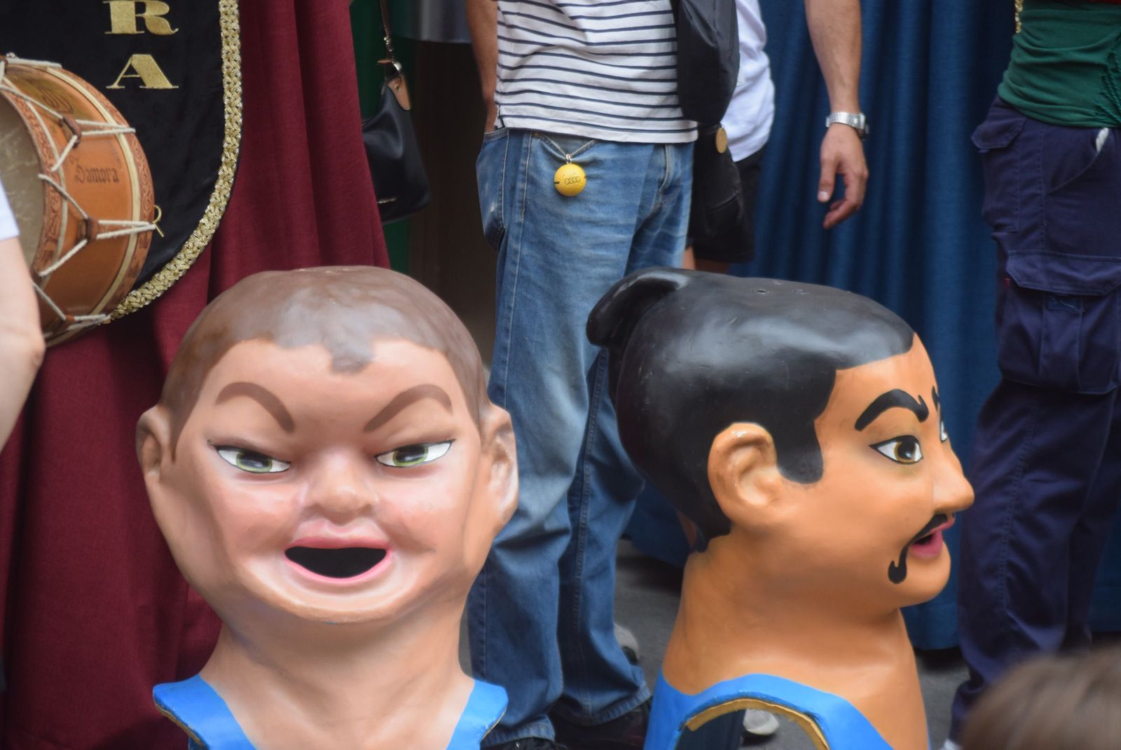 pasacalles-gigantes-y-gigantillas-11