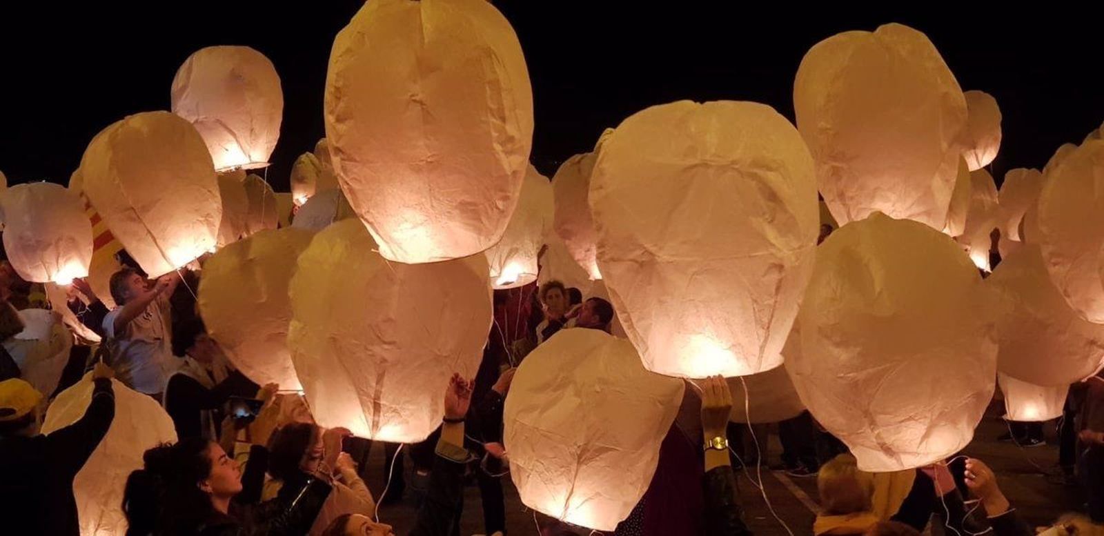 Suelta de farolillos EP