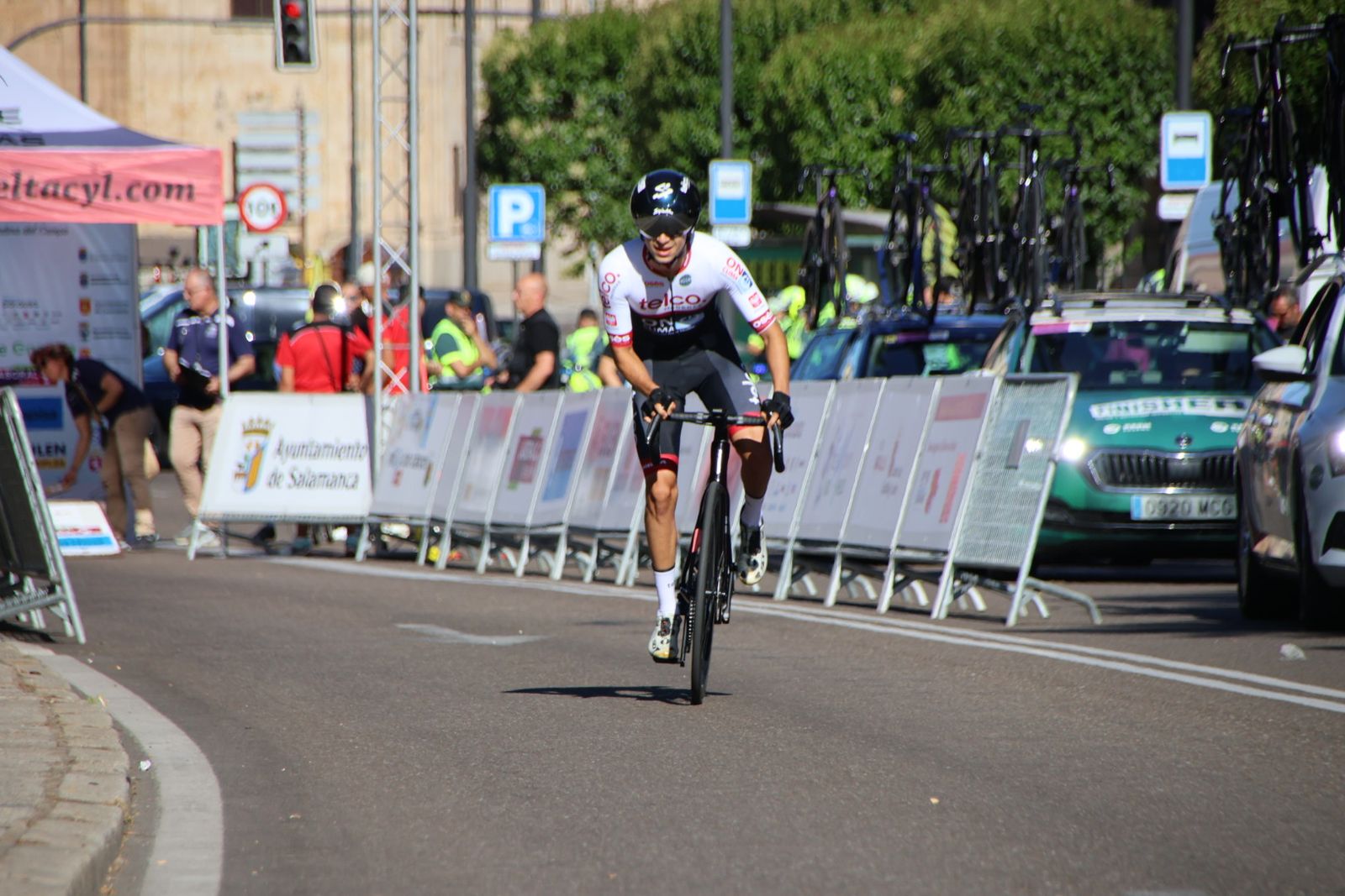 Comienzo de la Vuelta a Castilla y León élite y sub-23 en Salamanca Comienzo de la Vuelta a Castilla y León élite y sub-23 en Salamanca