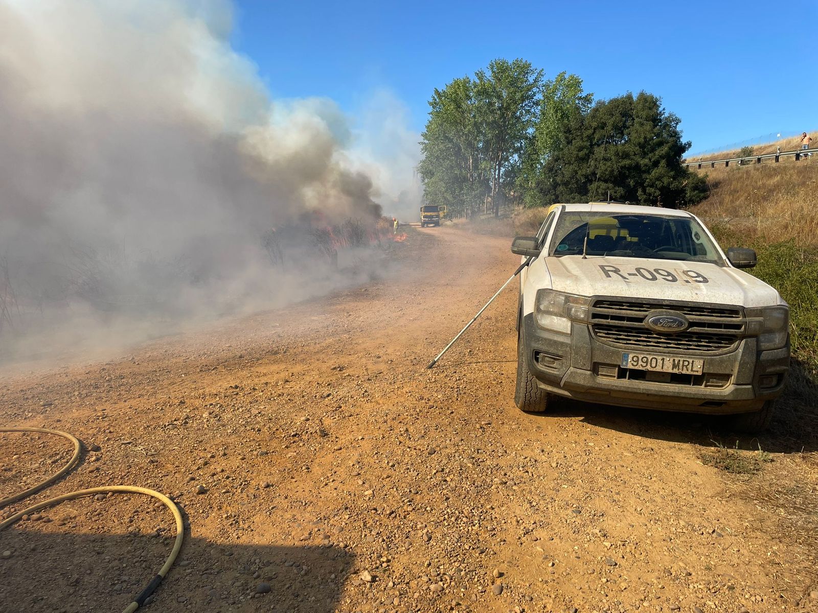 GALERÍA | Las llamas amenazan Barcial del Barco