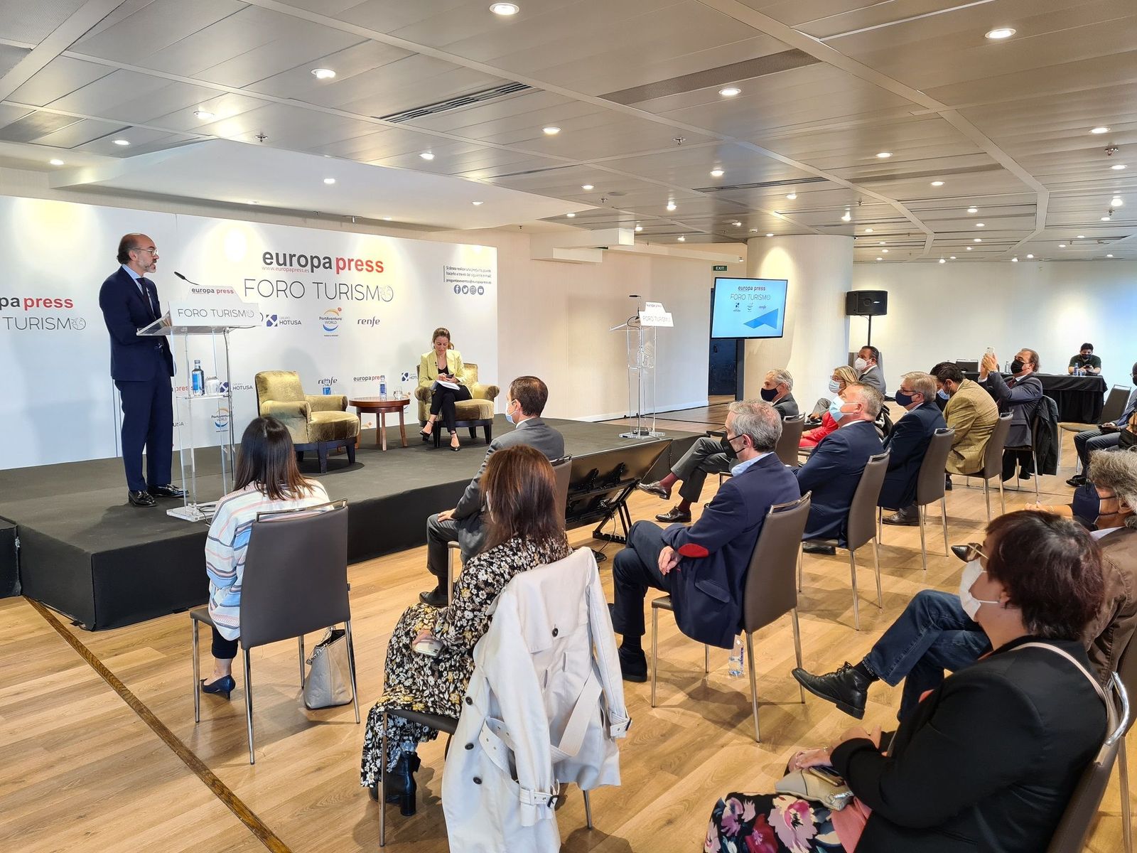 Presentación de los bonos de turismo