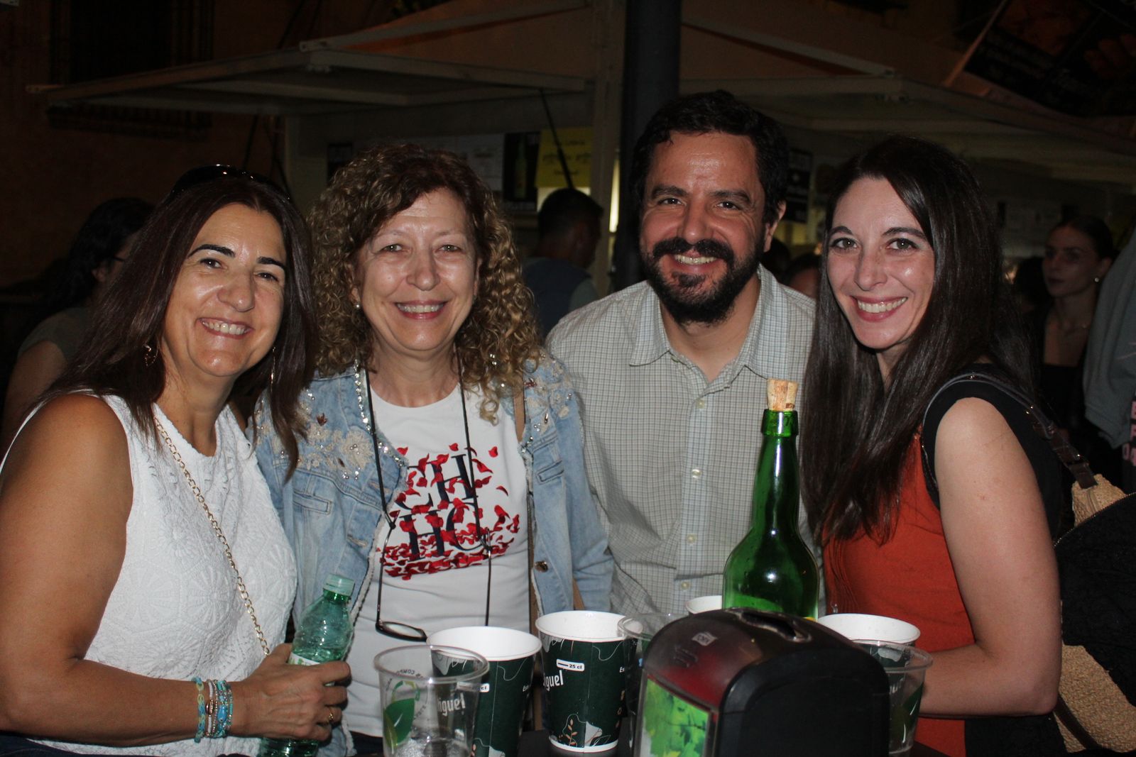 Ambiente en la Feria de Día en la tarde de este