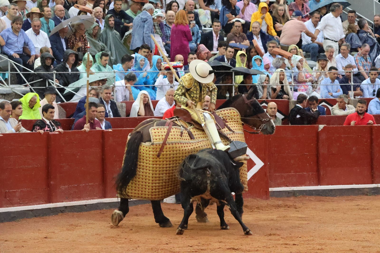 Ismael Martín, Marco Pérez y el aclamado regreso de Morante de la Puebla: su paso por La Glorieta en imágenes