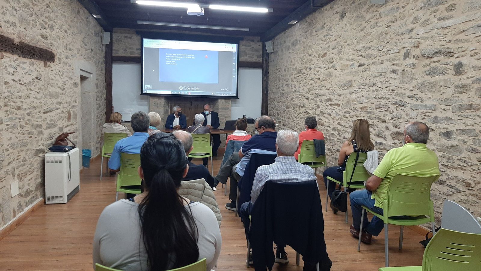 Clase de la UNED Senior de Puebla de Sanabria