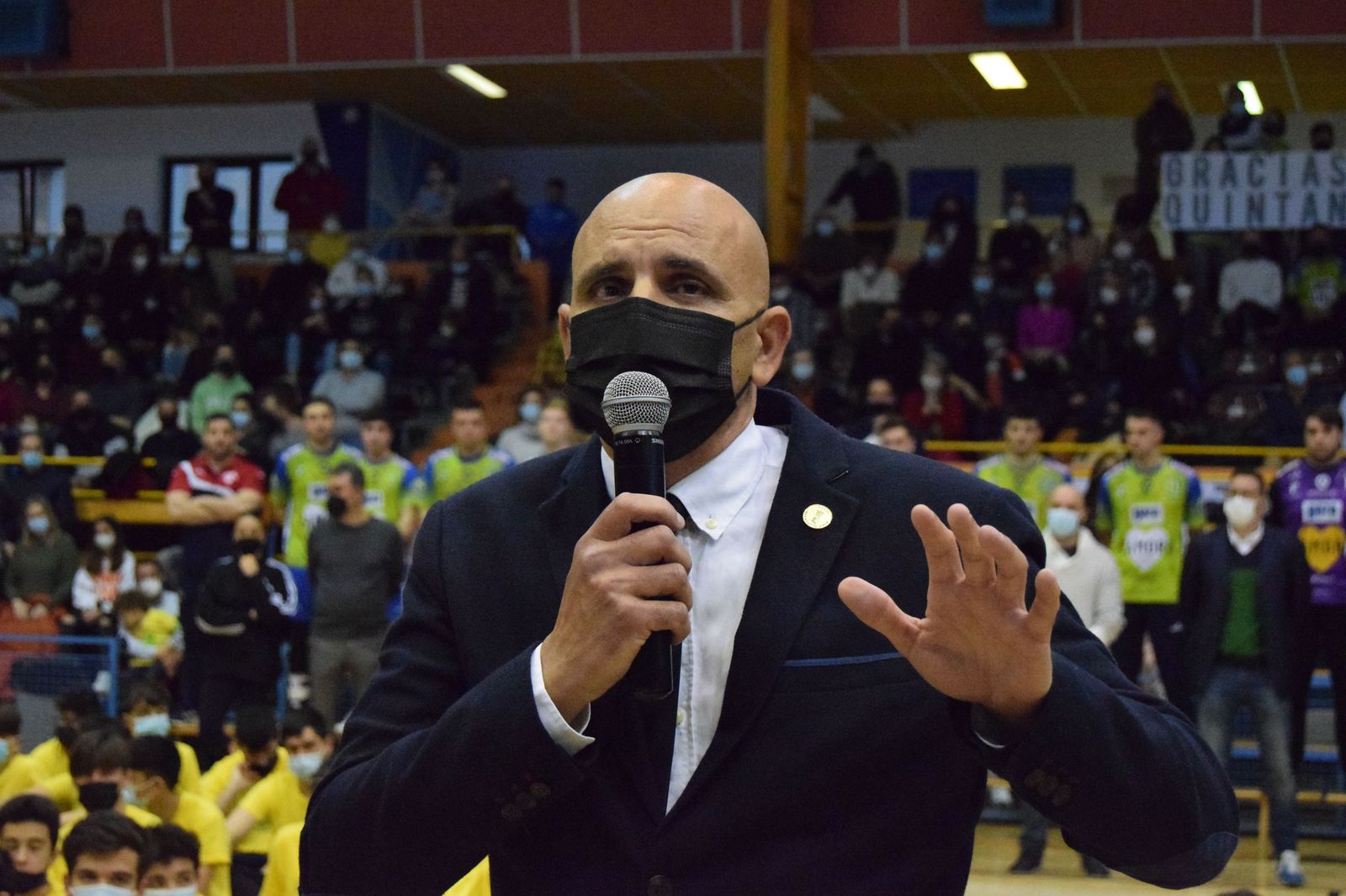 Homenaje del Balonmano Zamora a José Antonio Quintana