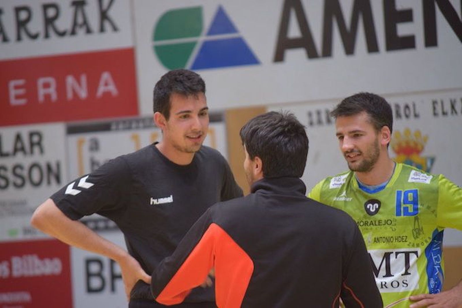 Los jugadores piden seguir por la línea exhibida en la segunda parte