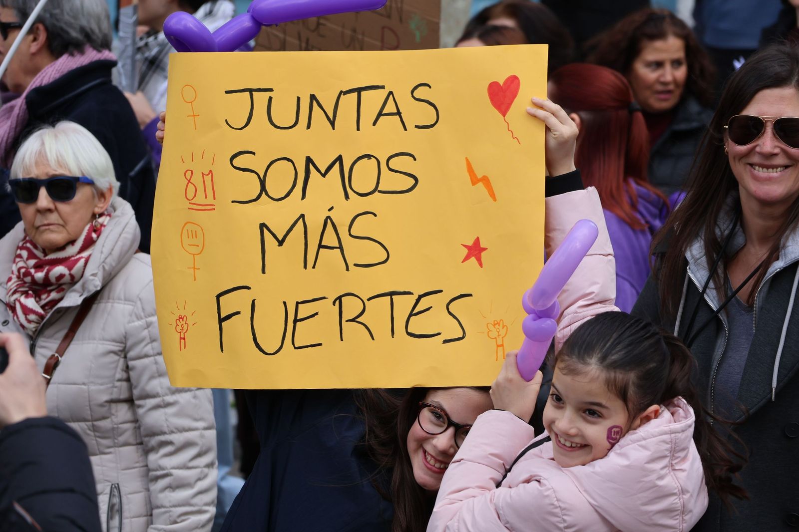 GALERÍA | La manifestación del 8M por las calles de Zamora, en imágenes