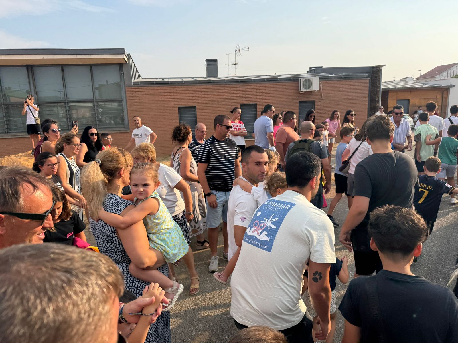 Encierro infantil de Mini Bueyes en Guijuelo durante sus fiestas 2025