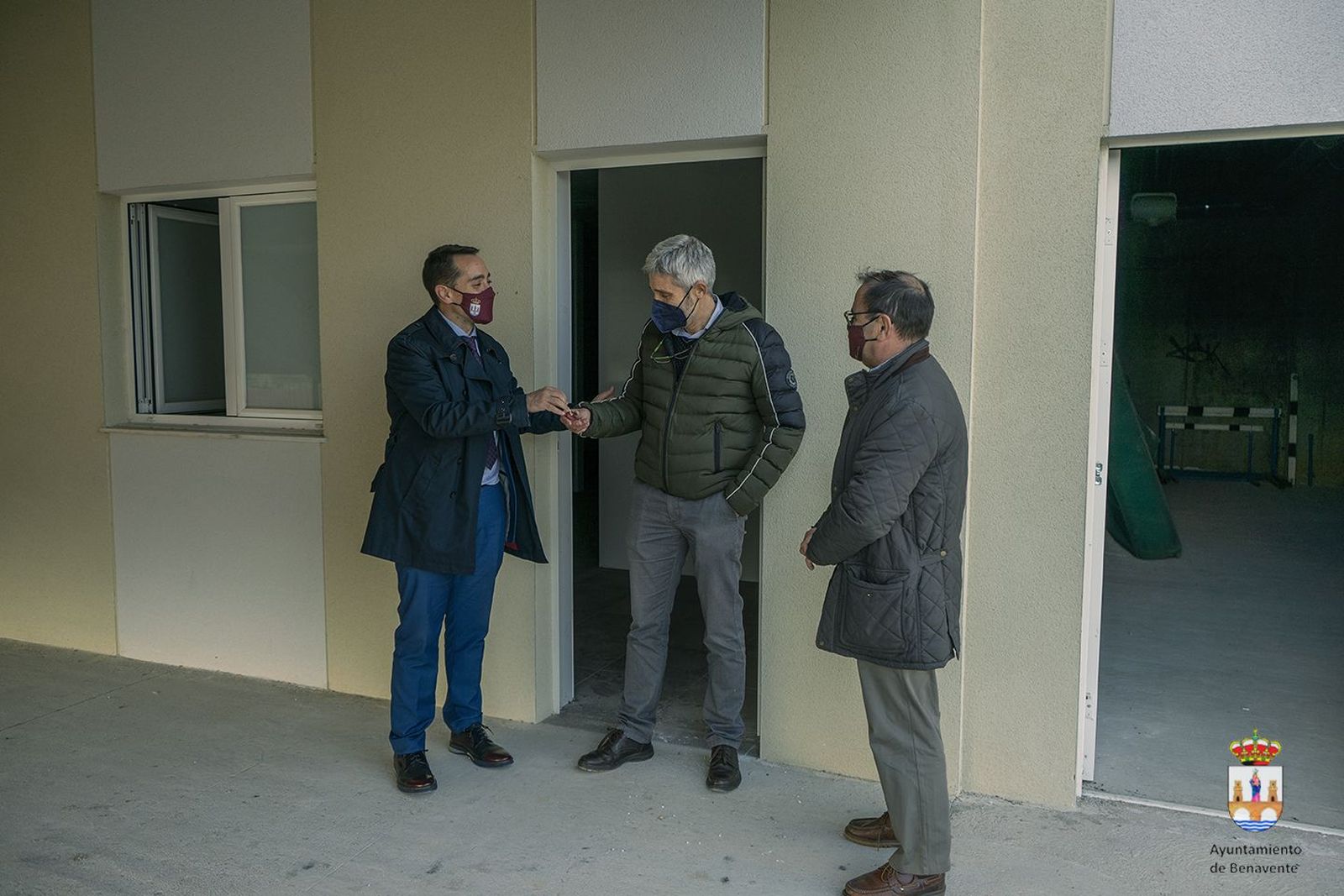 Entrega de los vestuarios