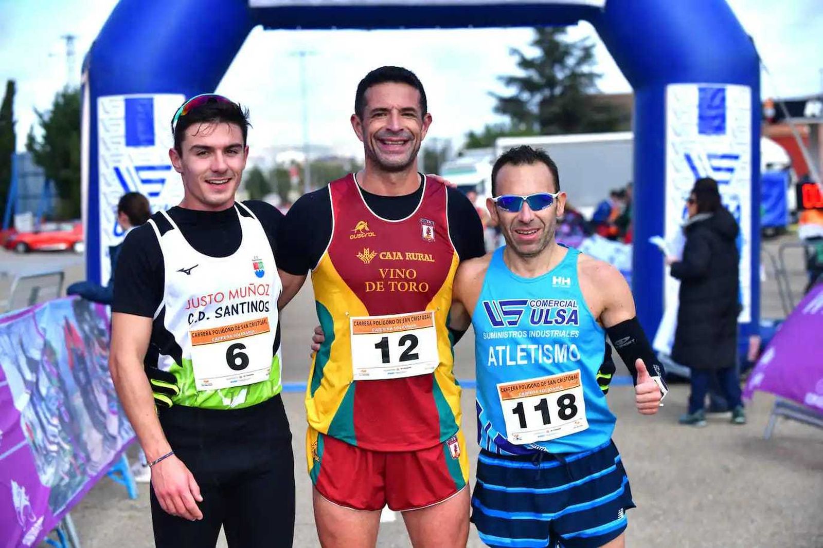 Podio carrera popular Poligono de San Cristóbal
