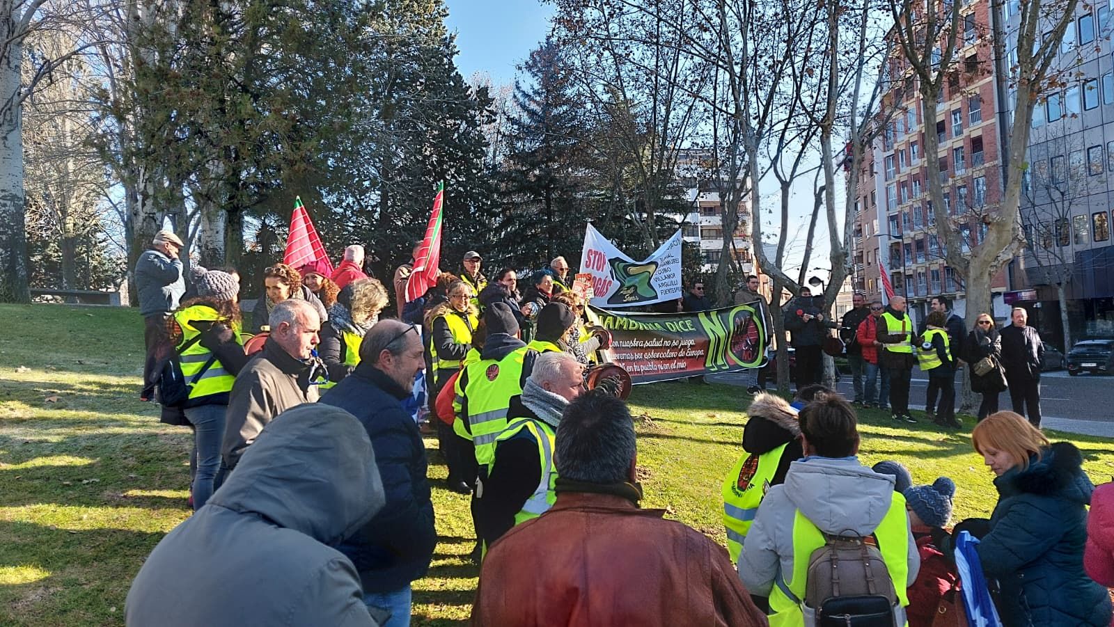 Cacerolada en Zamora contra las plantas de biogás (12).jpeg