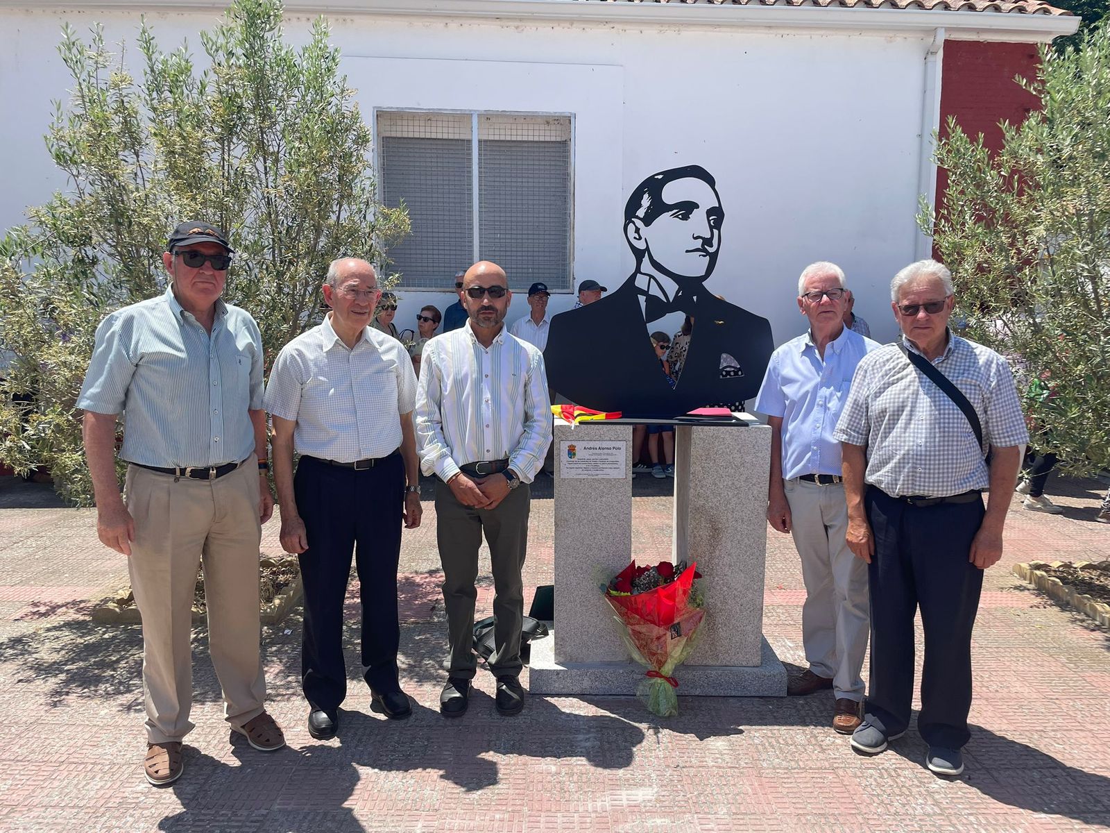 Pedrosillo de Alba rinde emotivo homenaje a Andrés Alonso Polo en el centenario de su fallecimiento Pedrosillo de Alba rinde emotivo homenaje a Andrés Alonso Polo en el centenario de su fallecimiento