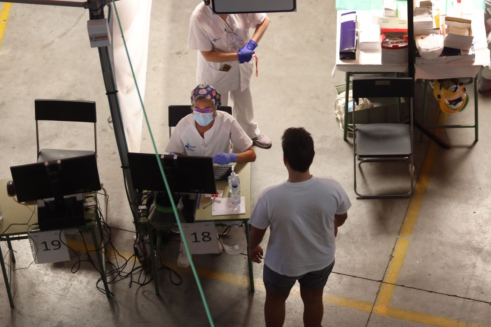 Vacunación masiva en el Multiusos Sánchez Paraíso en Salamanca