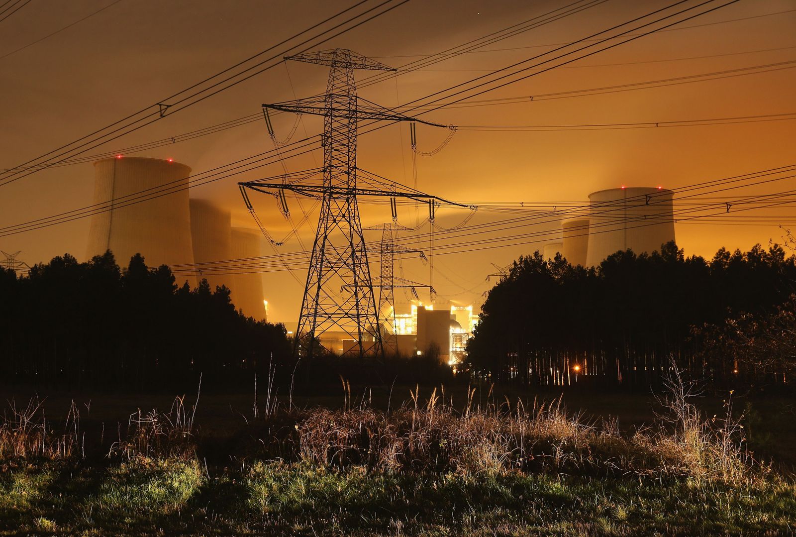 Economía.- La CNMC no ve adecuado limitar la condición de consumidor electrointensivo al nivel de tensión Economía.- La CNMC no ve adecuado limitar la condición de consumidor electrointensivo al nivel de tensión