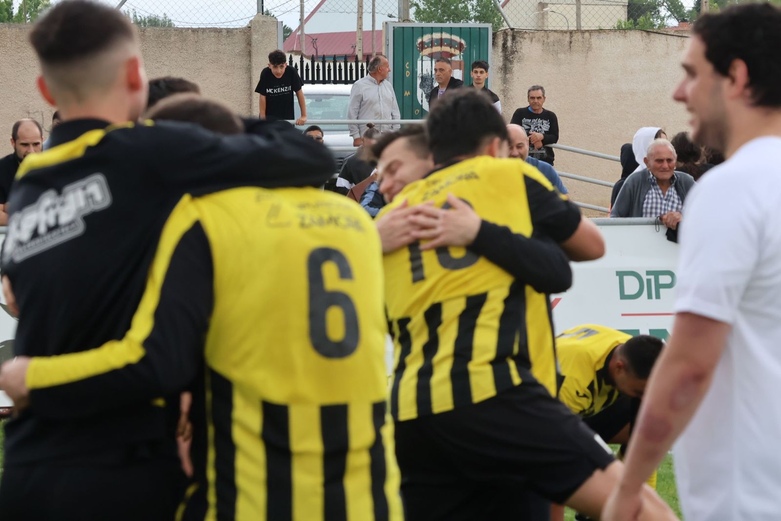 moraleja-cf-asciende-a-regional-de-aficionados-15