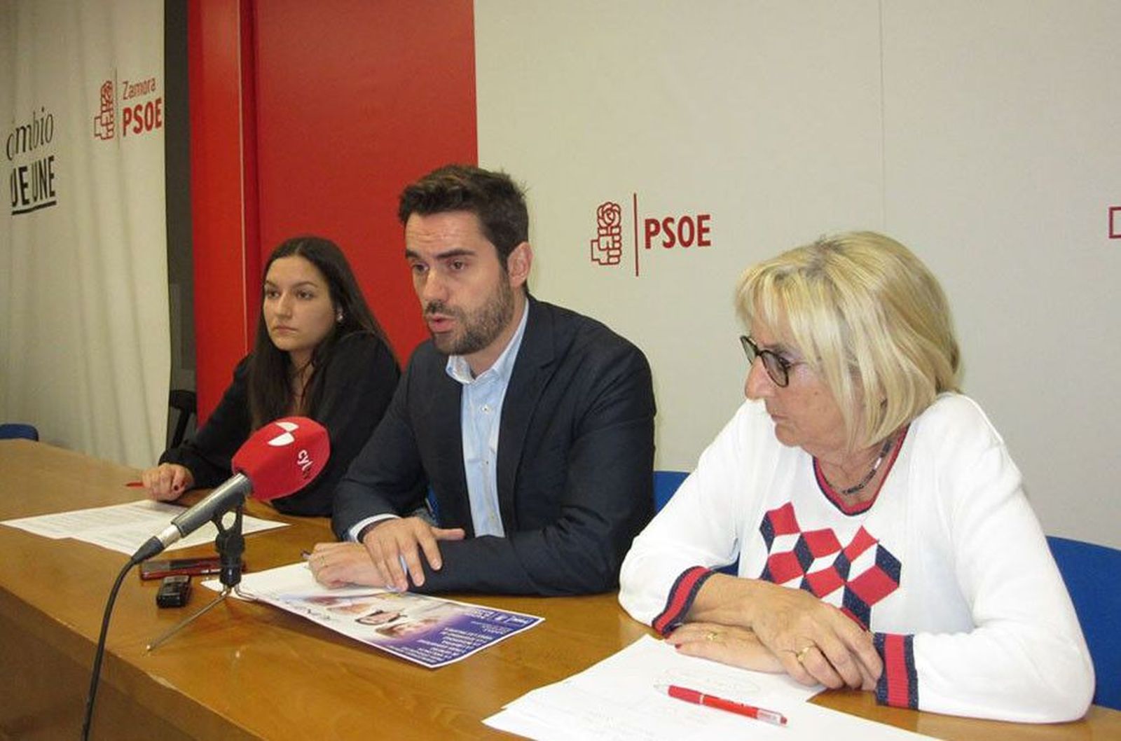 PSOEZamora. Ana García Antidio Fagúndez e Inmaculada García Rioja PSOEZamora. Ana García Antidio Fagúndez e Inmaculada García Rioja