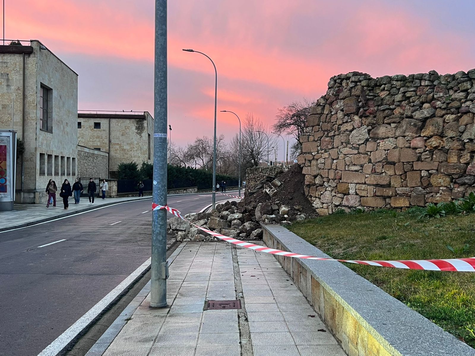Caída de parte de la muralla en la Vaguada de la Palma