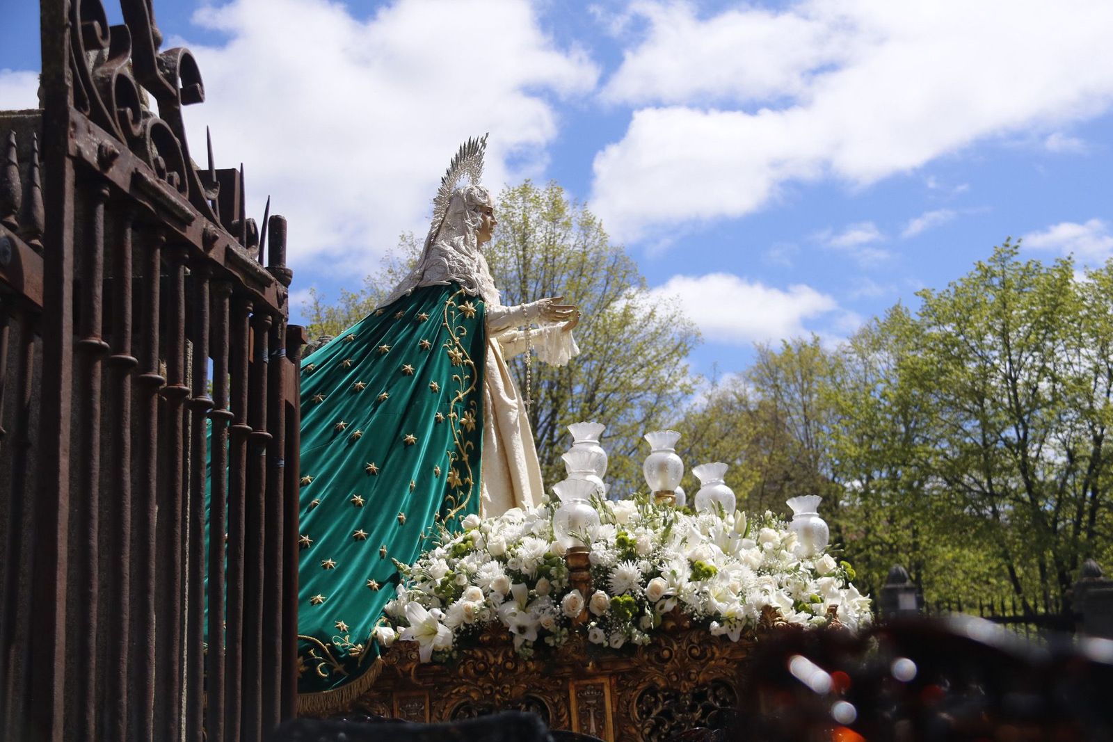 procesion-de-la-virgen-de-la-esperanza-2025-foto-victor-garrido-55