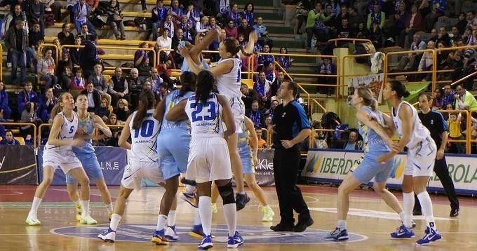 FINAL: Perfumerías Avenida (65) - USK Praga (78)