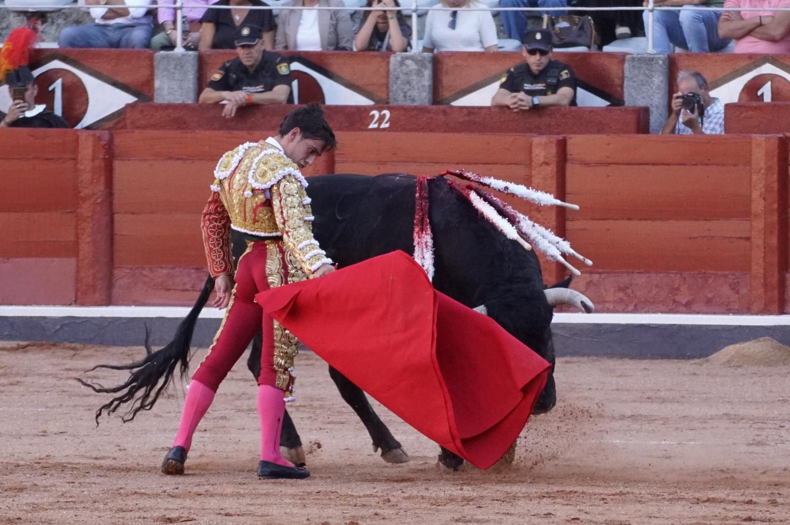 Presencia salmantina por partida doble en la primera corrida de la feria: Damián Castaño e Ismael Martín junto al mexicano Diego San Román