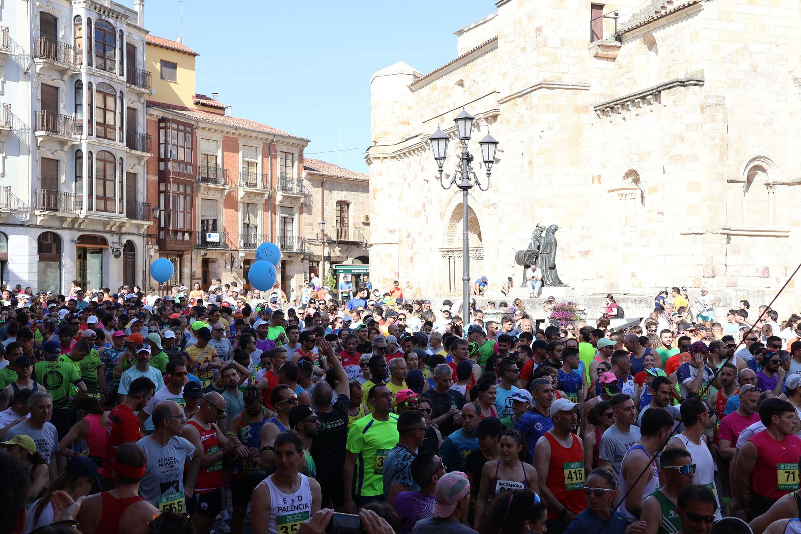 GALERÍA | Zamora arranca su Media Maratón: disfruta de las mejores imágenes de la salida