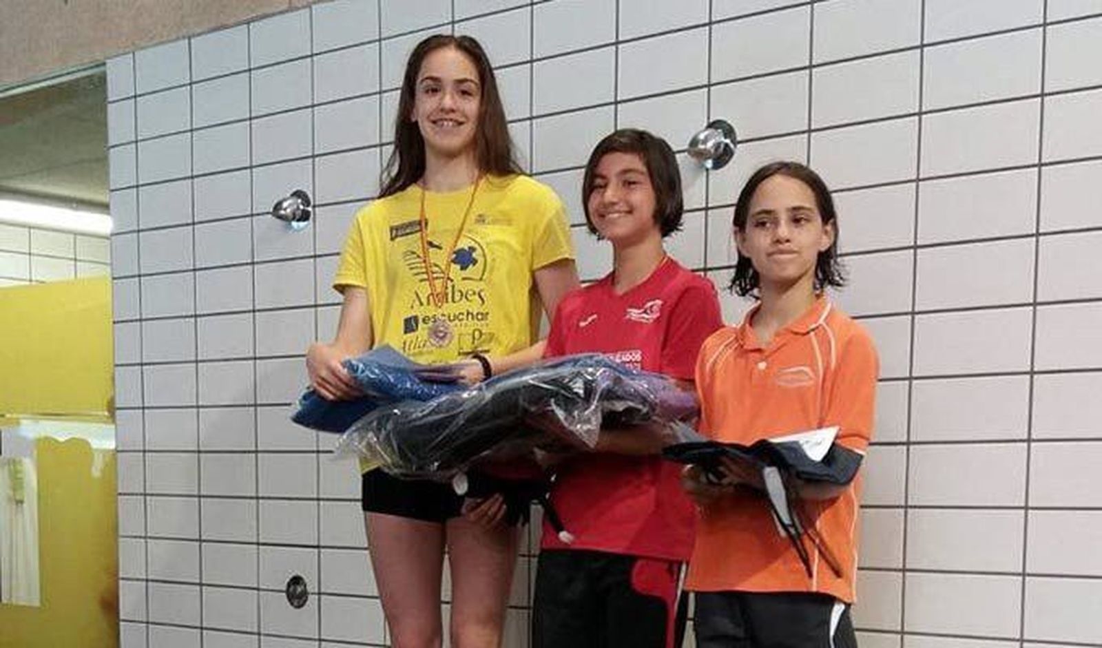 Paula López, del Natación Zamora, subcampeona regional en el Nadador Completo Alevín