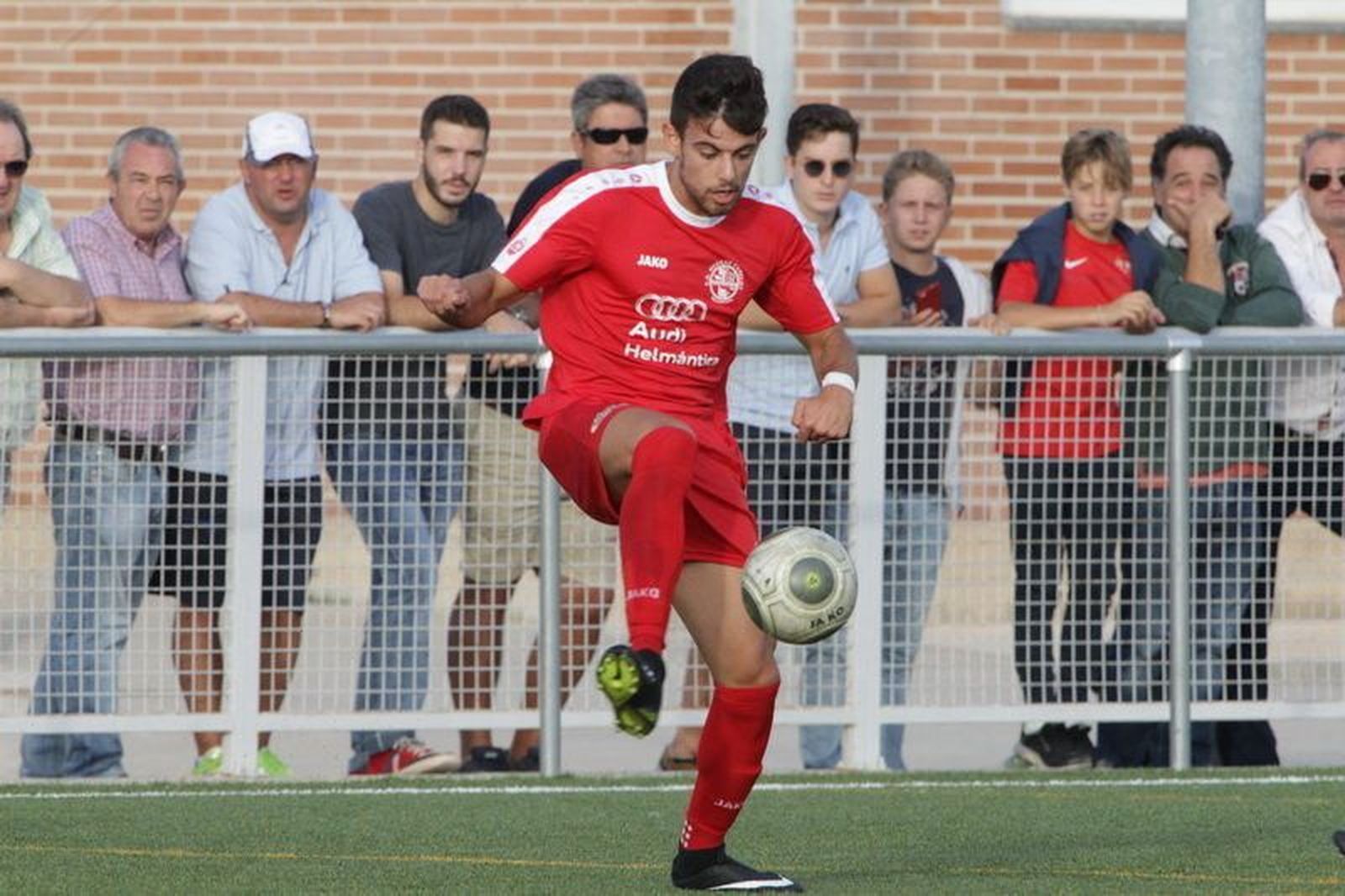 Álex Garrido guía al Hergar a la victoria ante el Villa de Simancas