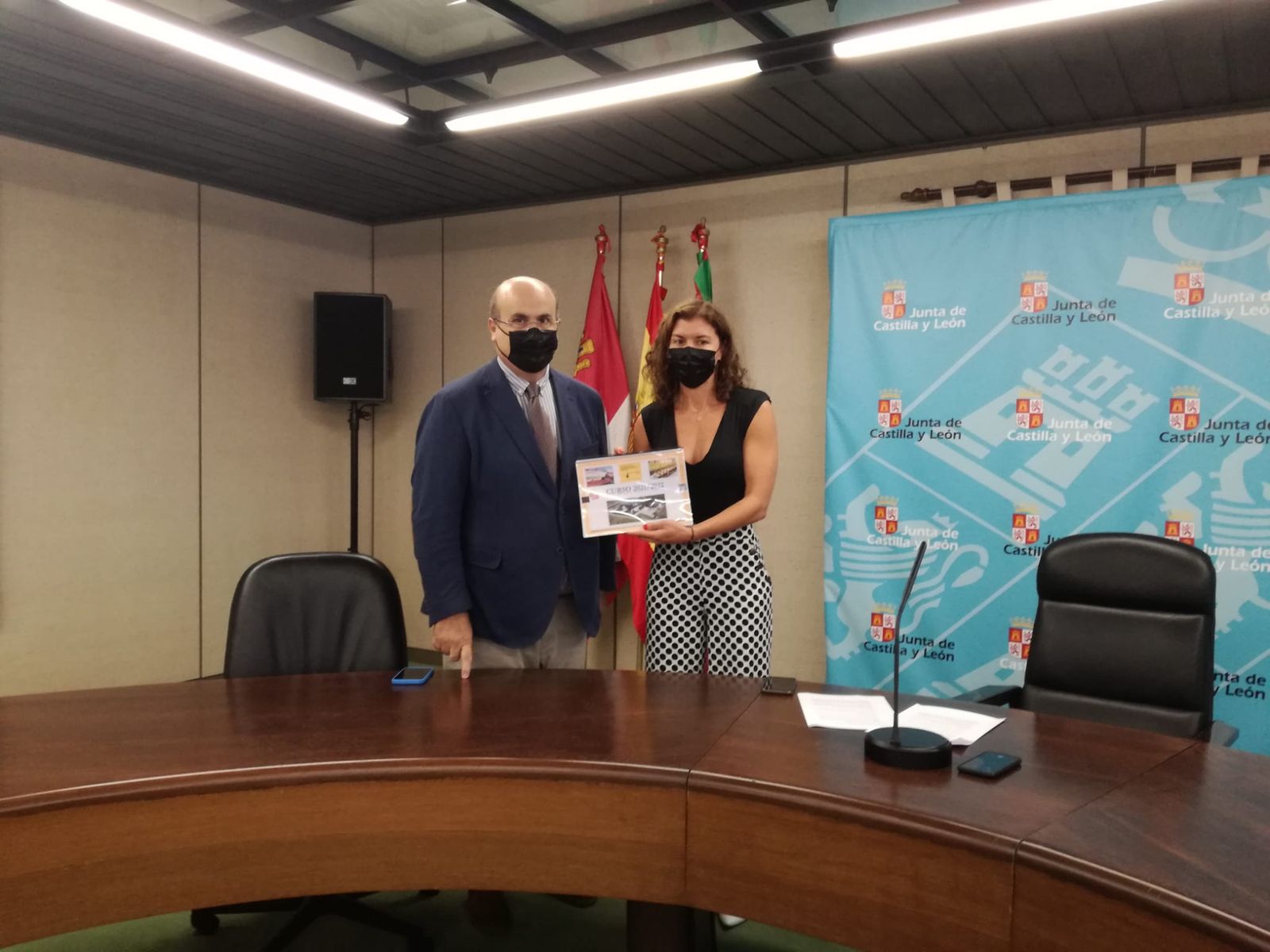 Fernando Prada y Clara San Damián