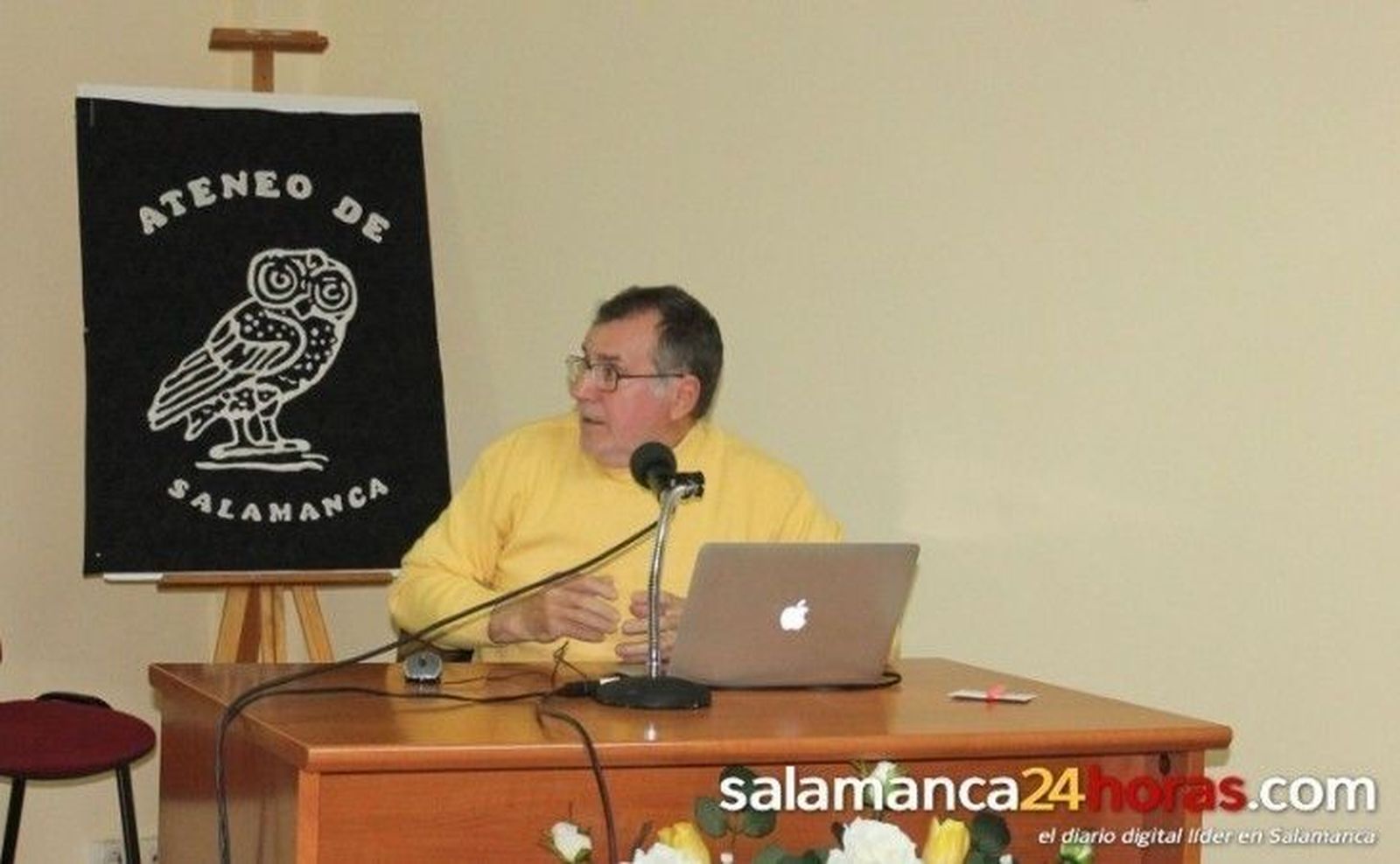 El Ateneo recuerda a Paco de Lucía