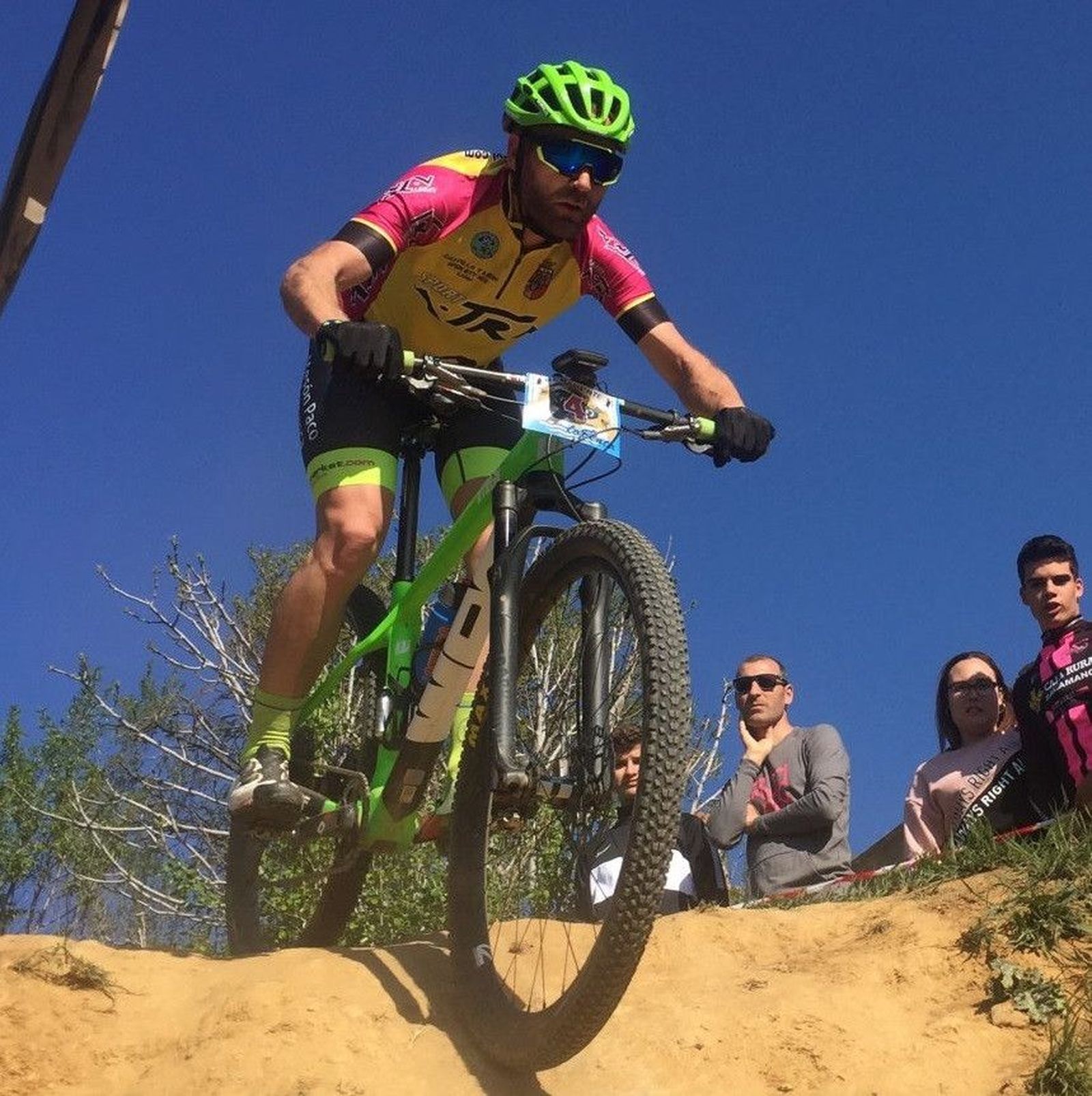 8BCDE47F 5D41 4140 BAA0 4289604BEF9D 860x1857