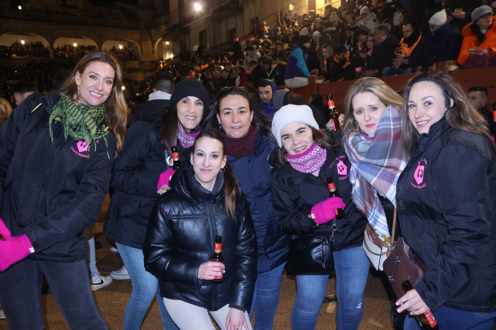 Los jóvenes vuelven a llenar las calles de Ciudad Rodrigo por el Carnaval del Toro