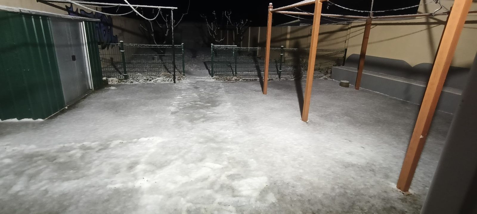 La nieve anega carreteras y tiñe de blanco Salamanca capital y provincia: imágenes de la nevada de este 28 de enero