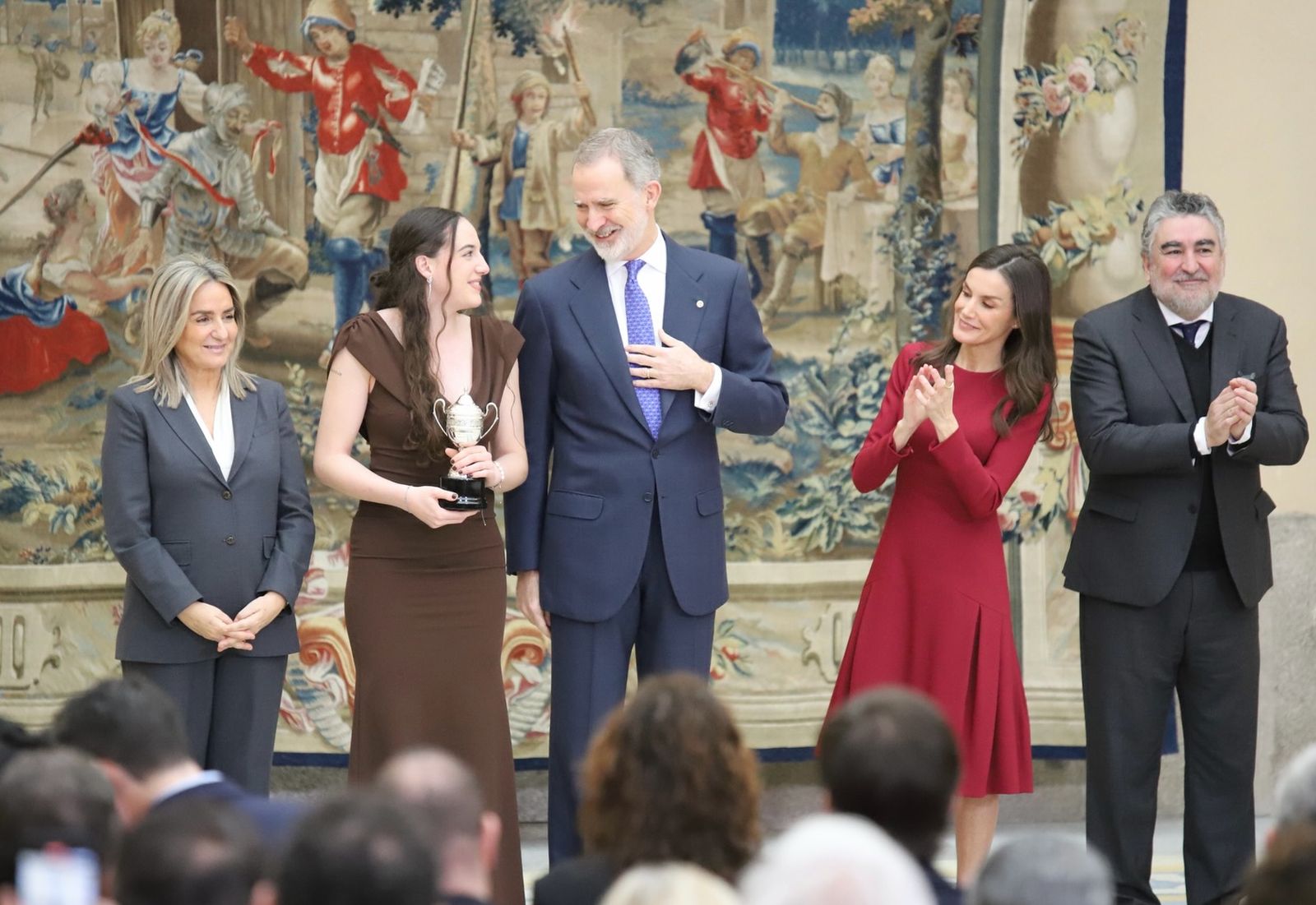 Iyana Martín recibe, de manos de los reyes de España, su galardón a como Premio Princesa Leonor
