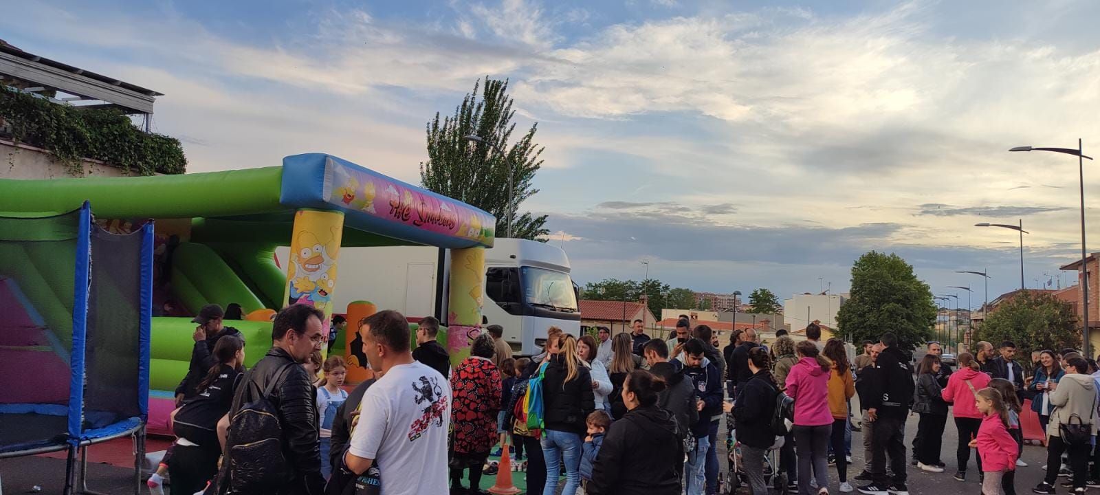 Pistoletazo de salida a las fiestas de San Lázaro. Archivo.