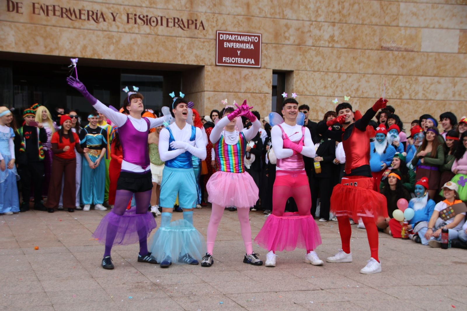 Charanga fiestas Enfermería y Fisioterapia USAL