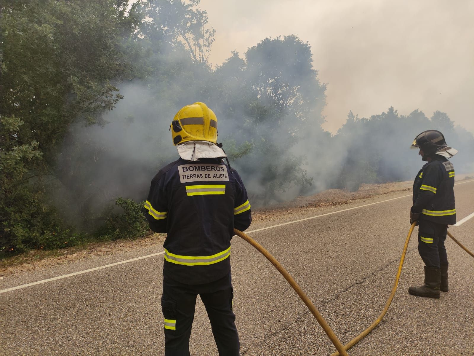 trabajos-contra-el-fuego-de-la-carretera-de-mahide-4