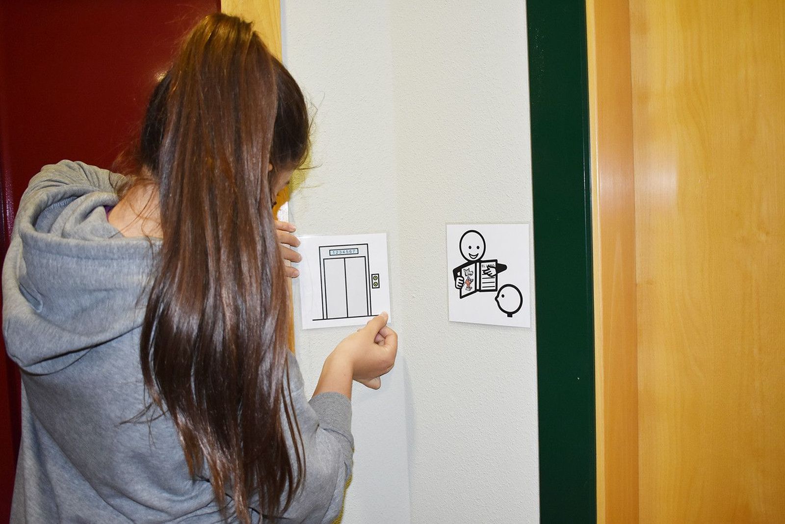 Colocaciu00f3n pictogramas eliminaciu00f3n barreras (4)