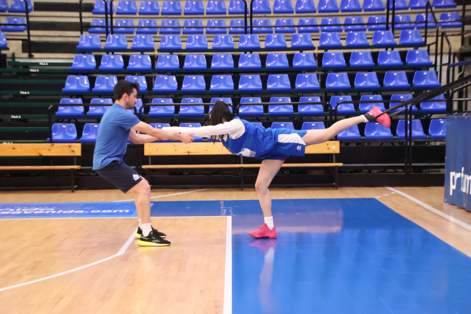Rueda de prensa con Andrea Vilaró y Anna Montañana